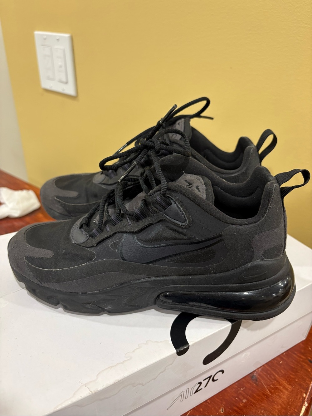 Nike Air Max 270 React